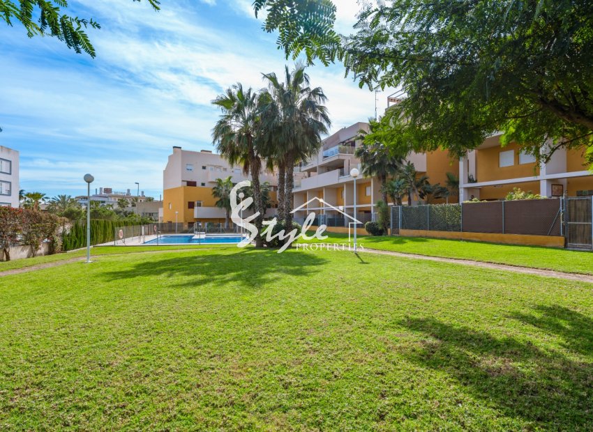 Resale - Apartamento - Orihuela-Costa - Playa Flamenca