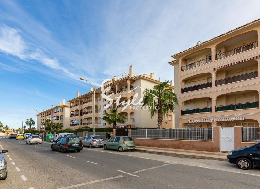Resale - Apartamento - Orihuela-Costa - Playa Flamenca