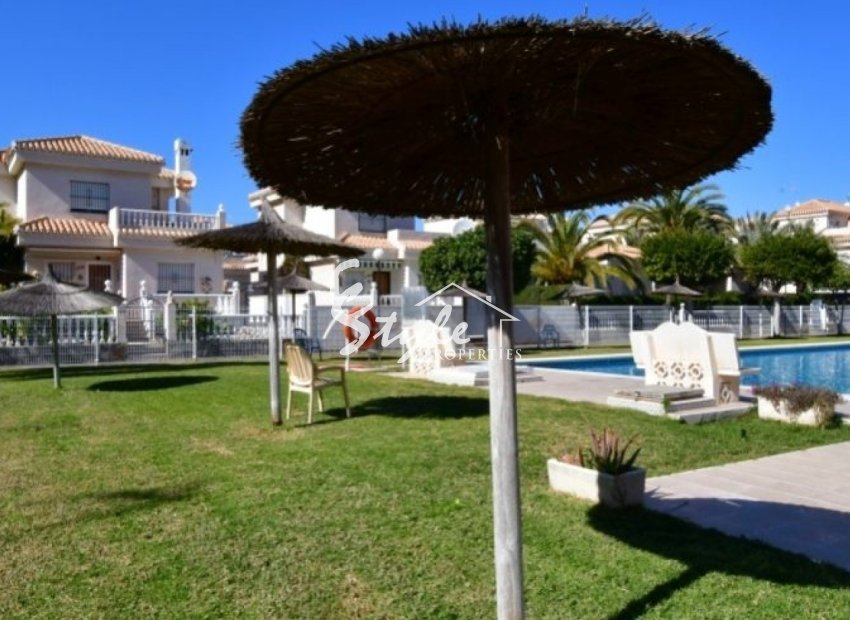 Resale - Apartamento - Orihuela-Costa - Playa Flamenca