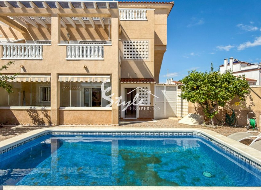 Resale - Apartamento - Orihuela-Costa - Playa Flamenca
