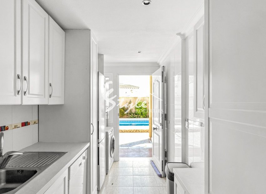 Resale - Apartamento - Orihuela-Costa - Playa Flamenca