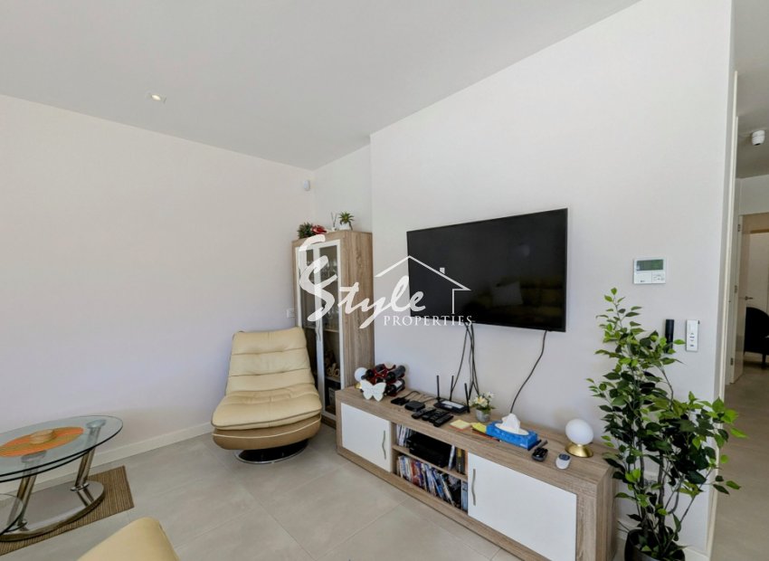 Resale - Apartamento - Orihuela-Costa - Villamartin