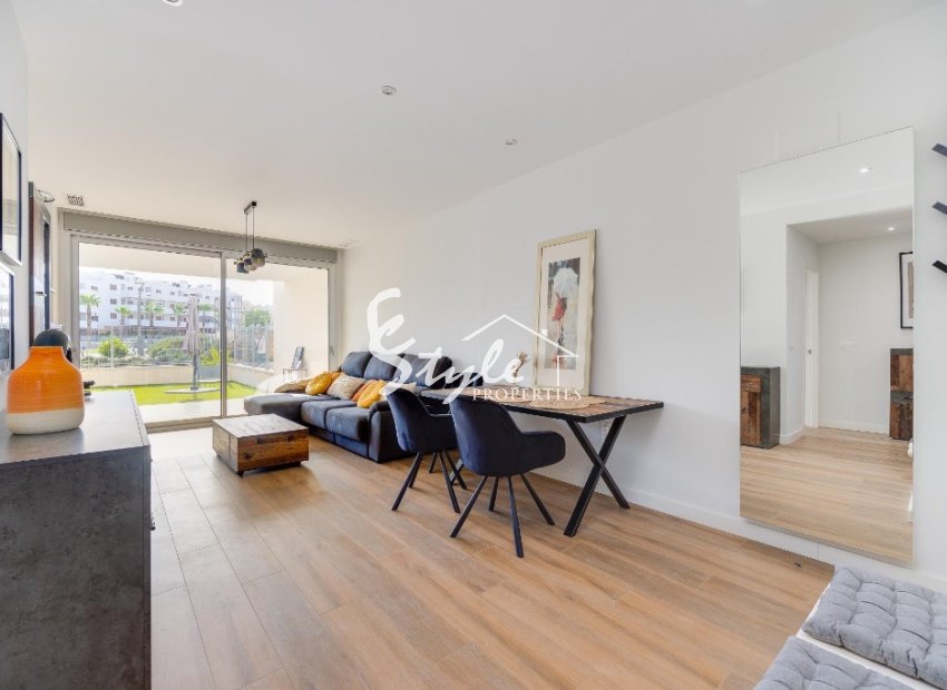 Resale - Apartamento - Orihuela-Costa - Villamartin