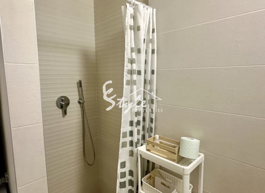 Resale - Apartamento - Orihuela-Costa - Villamartin