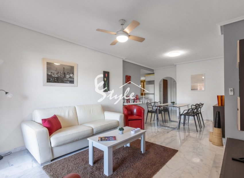 Resale - Apartamento - Orihuela-Costa - Villamartin