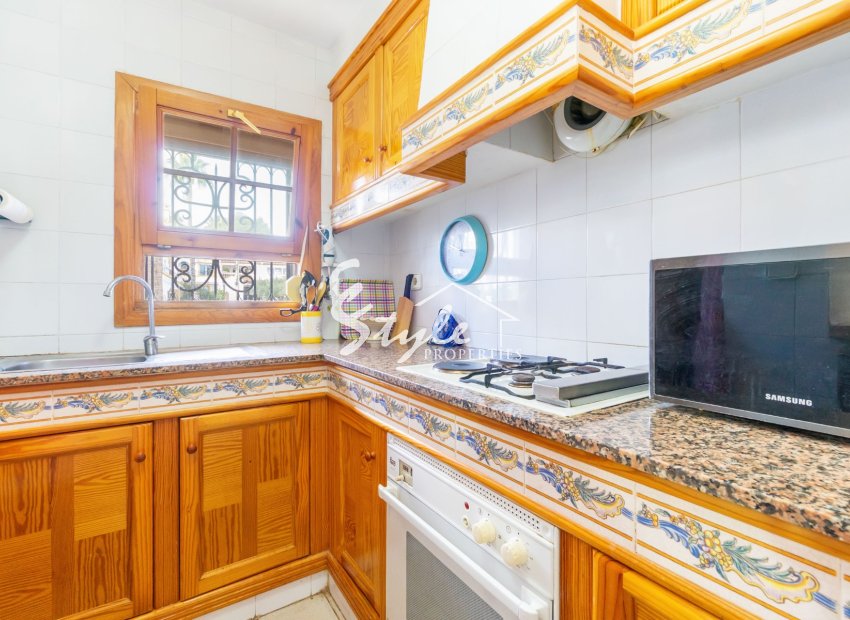 Resale - Apartamento - Orihuela-Costa - Villamartin