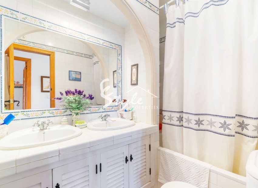 Resale - Apartamento - Orihuela-Costa - Villamartin