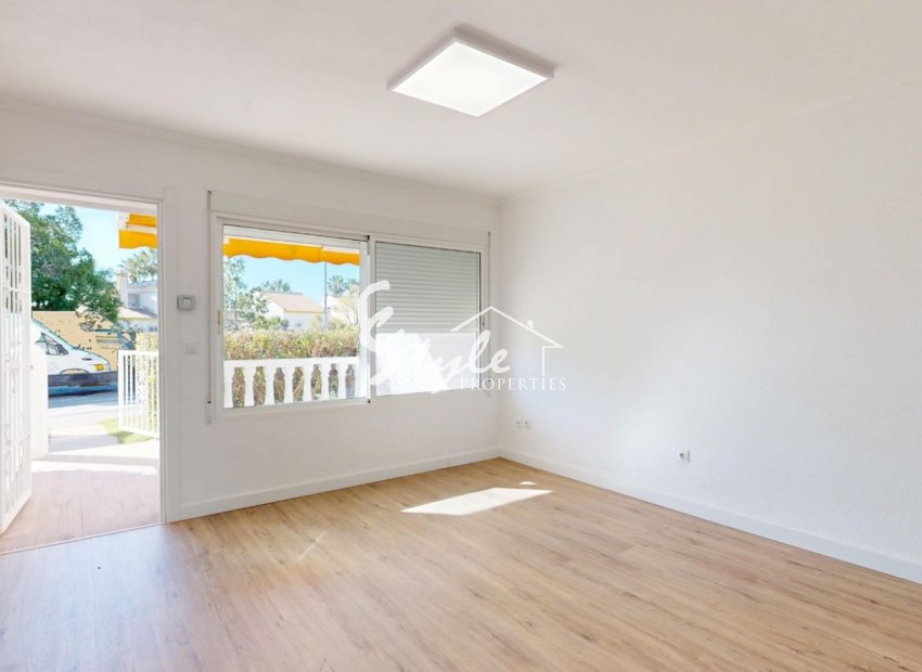 Resale - Apartamento - Orihuela-Costa - Villamartin