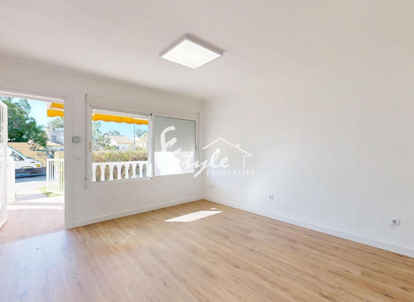 Resale - Apartamento - Orihuela-Costa - Villamartin