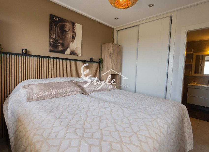 Resale - Apartamento - Orihuela-Costa - Villamartin