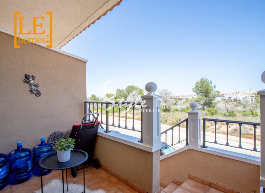 Resale - Apartamento - Orihuela-Costa - Villamartin