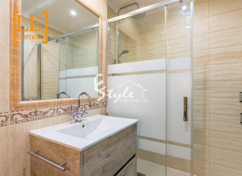 Resale - Apartamento - Orihuela-Costa - Villamartin