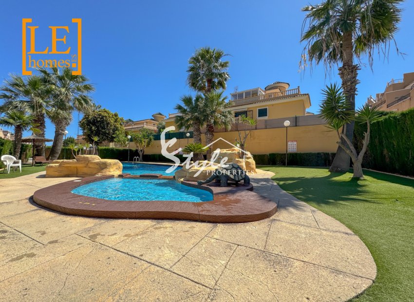 Resale - Apartamento - Orihuela-Costa - Villamartin