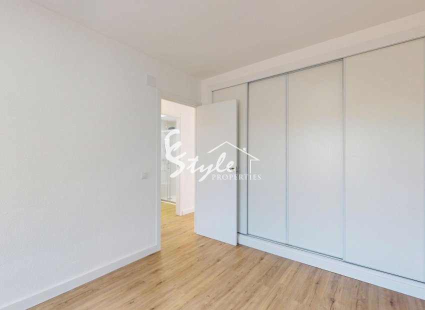 Resale - Apartamento - Orihuela-Costa - Villamartin