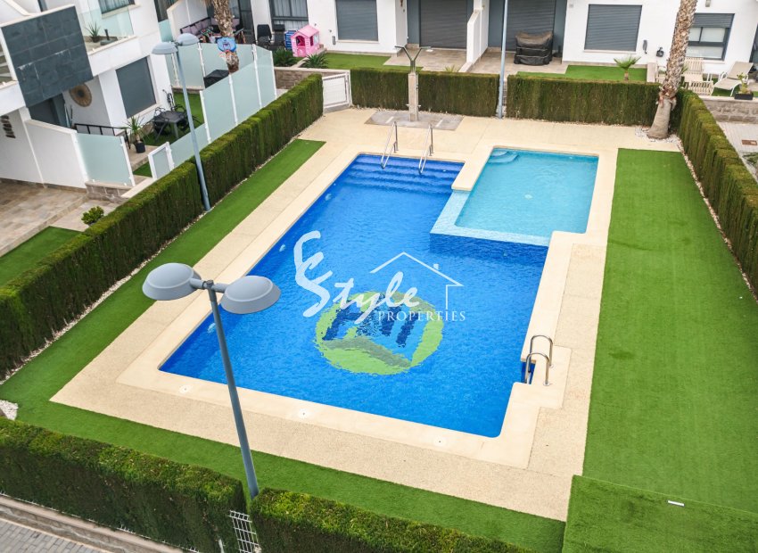 Resale - Apartamento - Pilar de la Horadada - La Torre de la Horadada