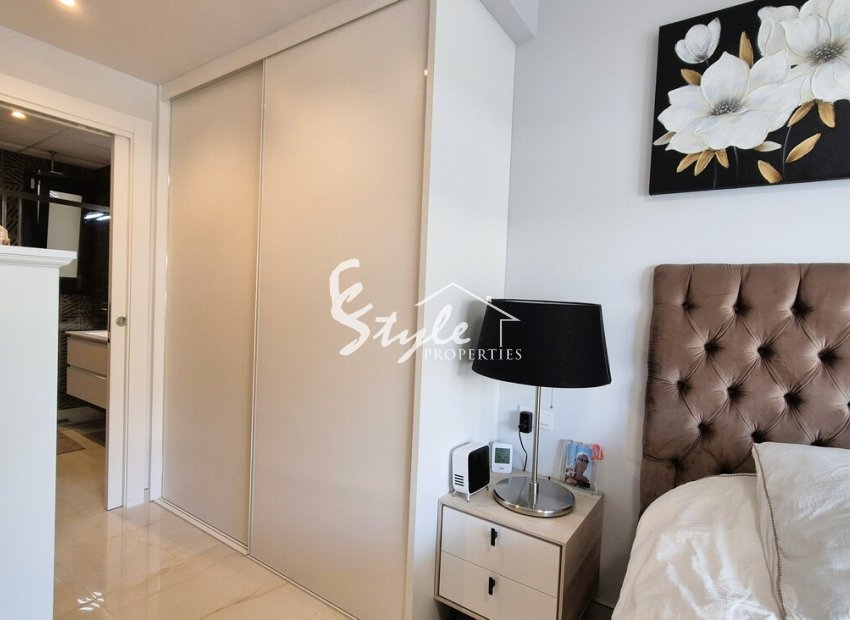 Resale - Apartamento - Playa Flamenca - Costa Blanca