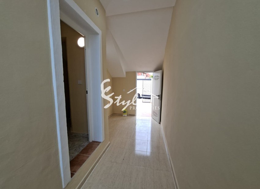 Resale - Apartamento - Playa Flamenca - Res. San Antonio