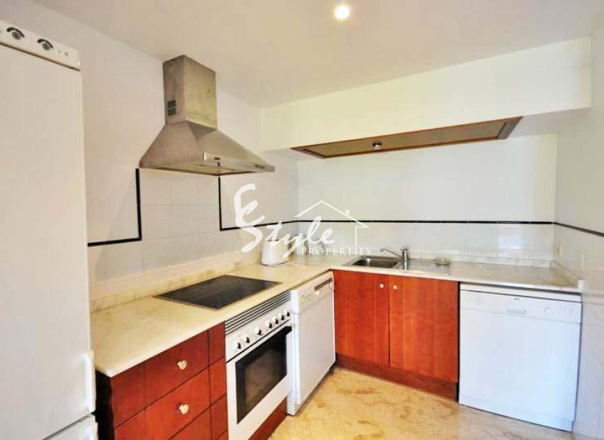 Resale - Apartamento - Punta Prima - La Entrada