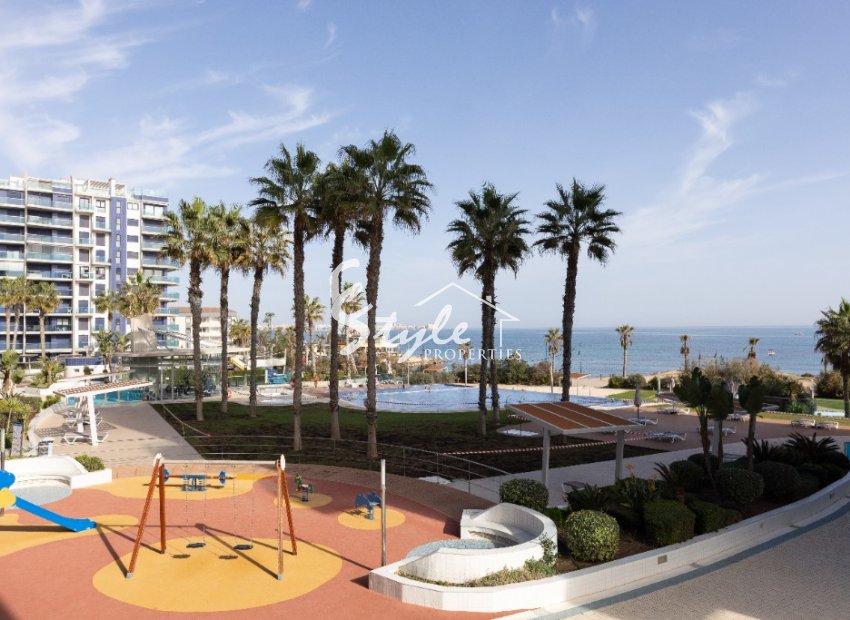 Resale - Apartamento - Punta Prima - Sea Senses