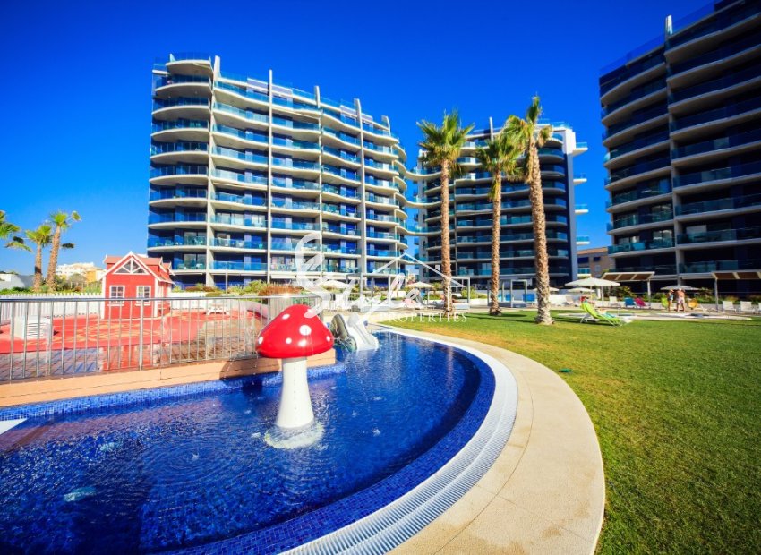 Resale - Apartamento - Punta Prima - Sea Senses