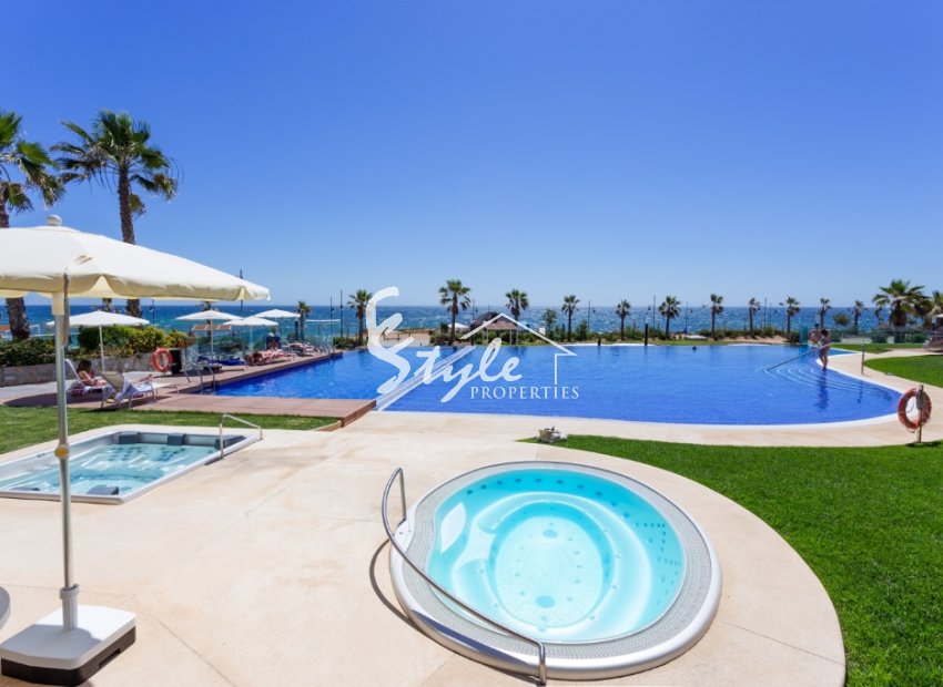 Resale - Apartamento - Punta Prima - Sea Senses