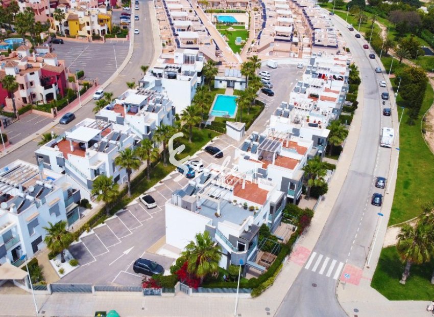 Resale - Apartamento - Punta Prima