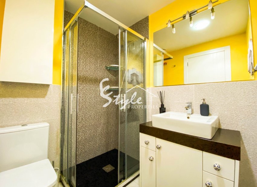 Resale - Apartamento - Punta Prima