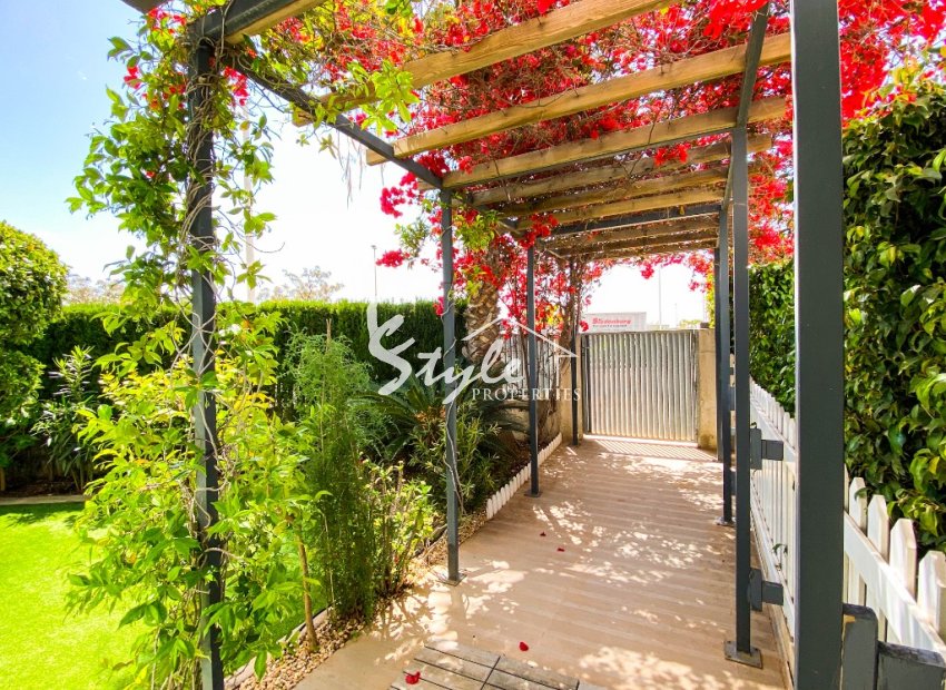 Resale - Apartamento - Punta Prima