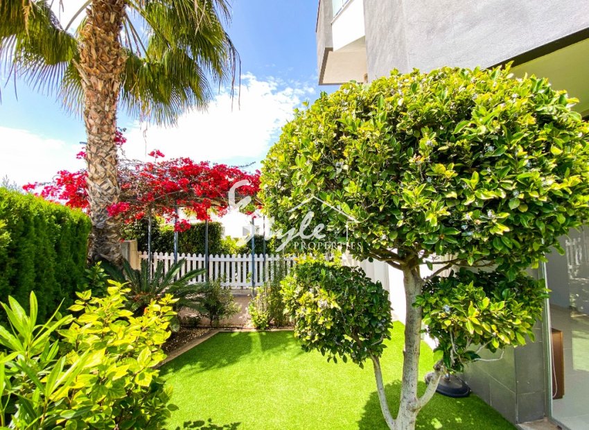 Resale - Apartamento - Punta Prima