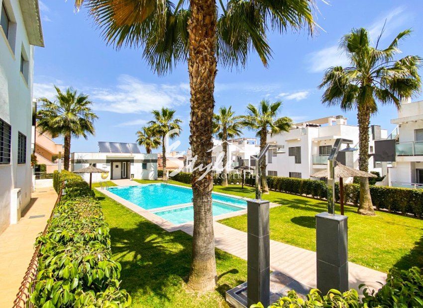 Resale - Apartamento - Punta Prima