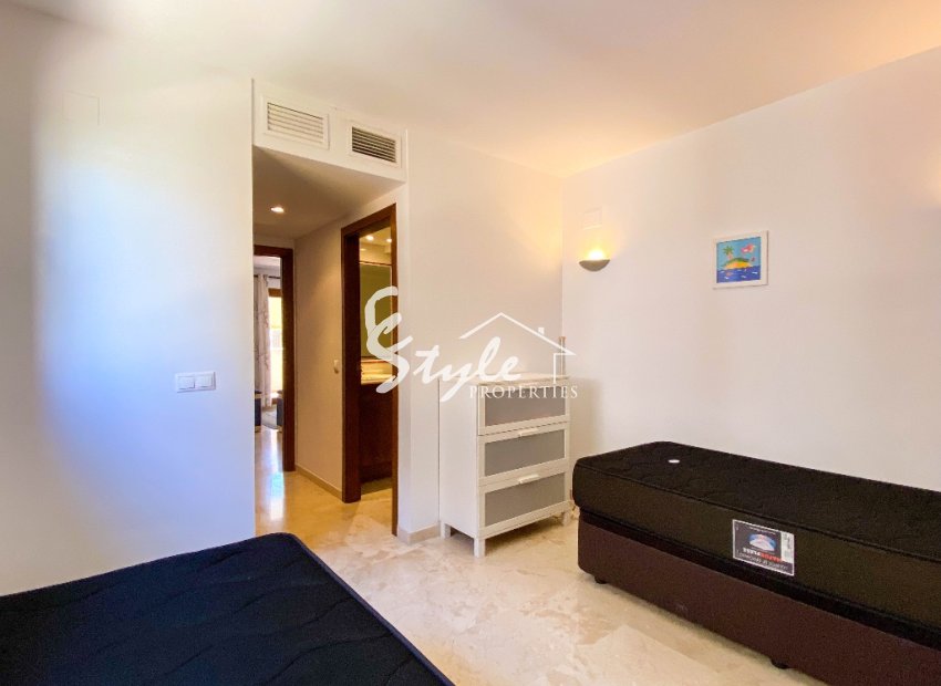 Resale - Apartamento - Punta Prima