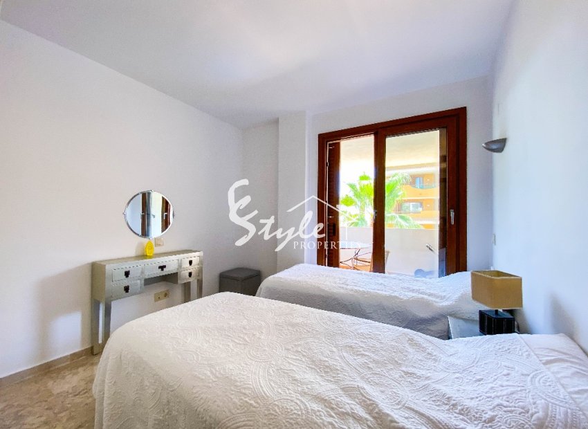 Resale - Apartamento - Punta Prima