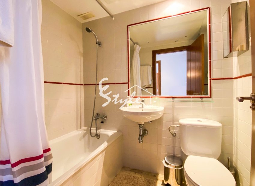 Resale - Apartamento - Punta Prima