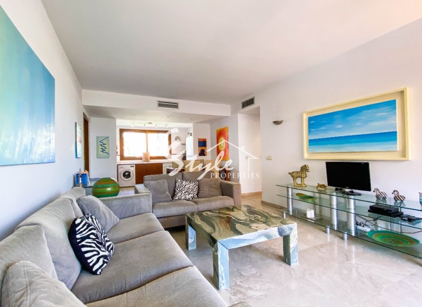 Resale - Apartamento - Punta Prima