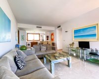 Resale - Apartamento - Punta Prima