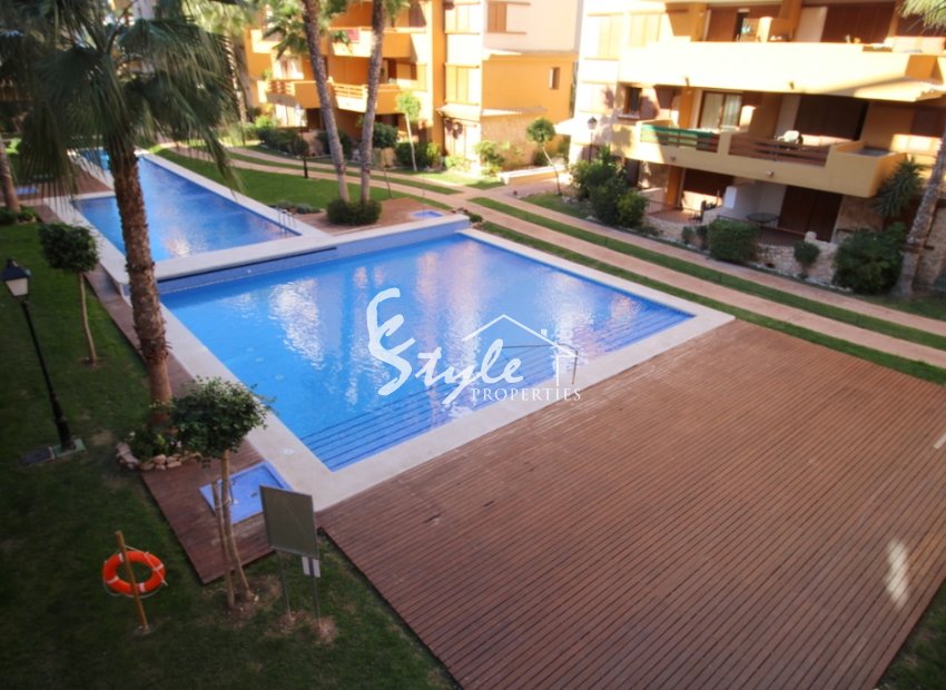 Resale - Apartamento - Punta Prima