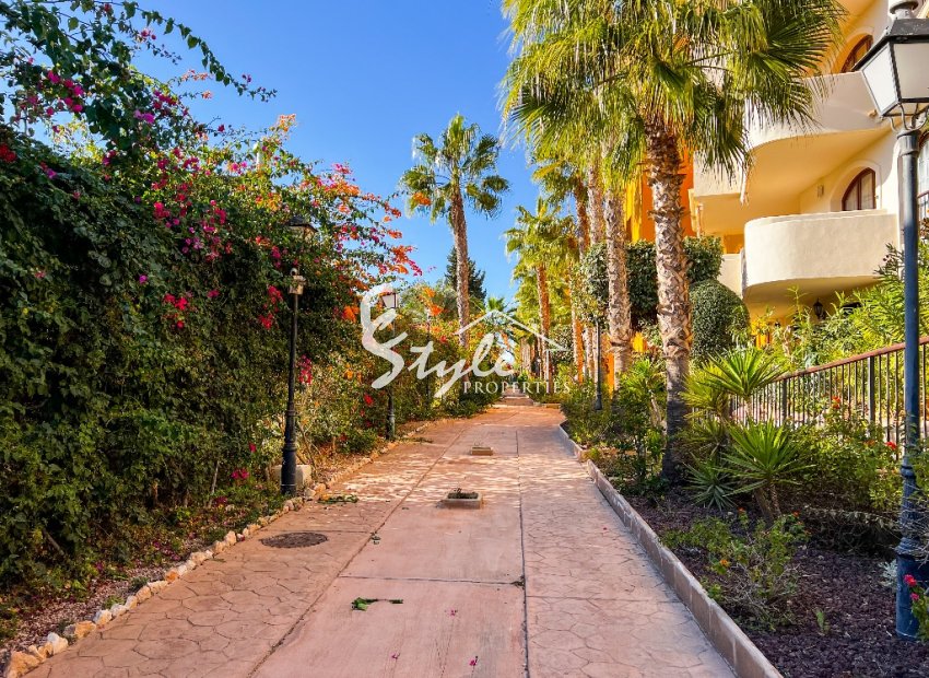 Resale - Apartamento - Punta Prima