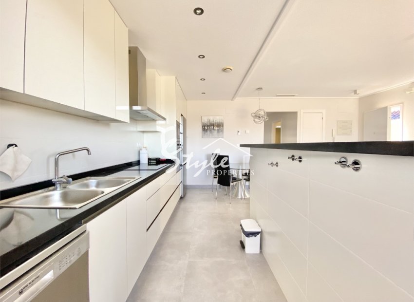 Resale - Apartamento - Punta Prima