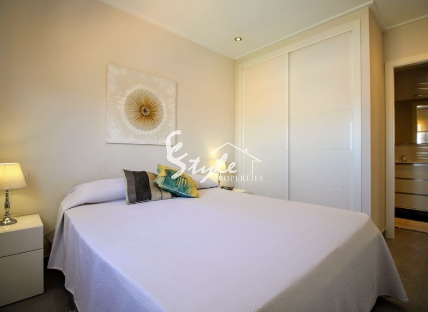 Resale - Apartamento - Punta Prima