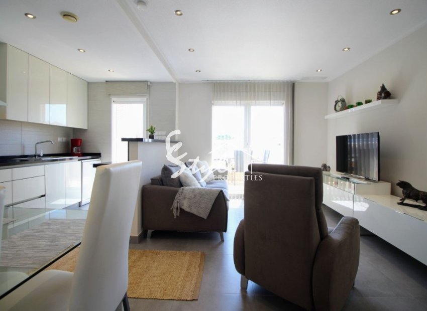 Resale - Apartamento - Punta Prima