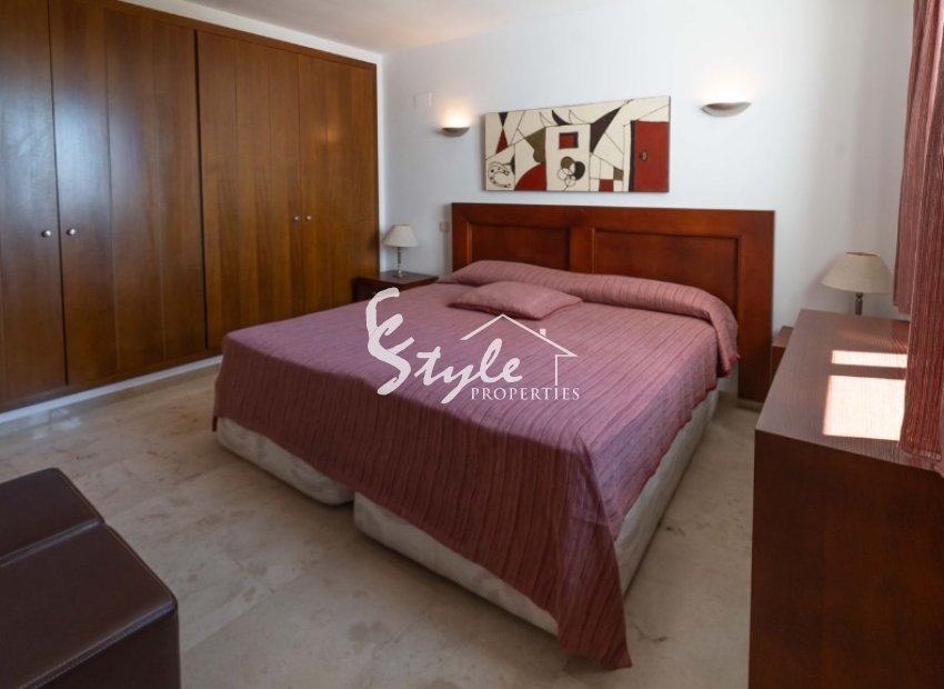 Resale - Apartamento - Punta Prima