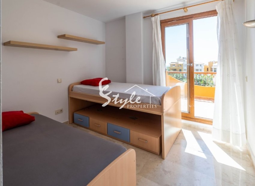 Resale - Apartamento - Punta Prima