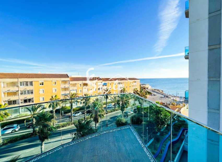 Resale - Apartamento - Punta Prima