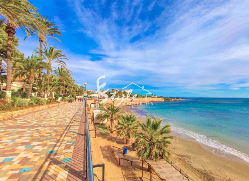 Resale - Apartamento - Punta Prima