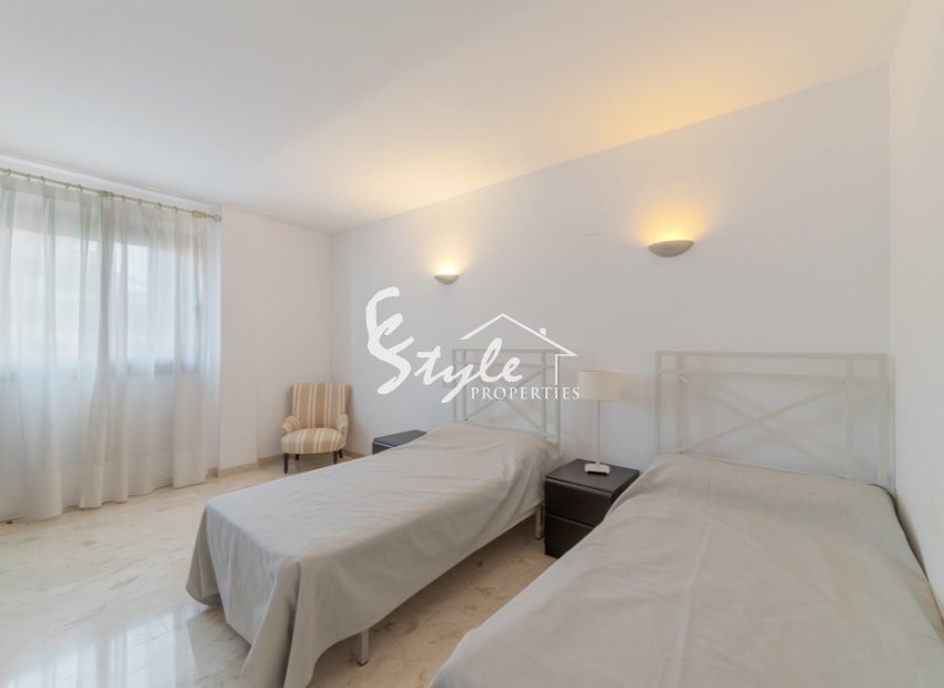 Resale - Apartamento - Punta Prima