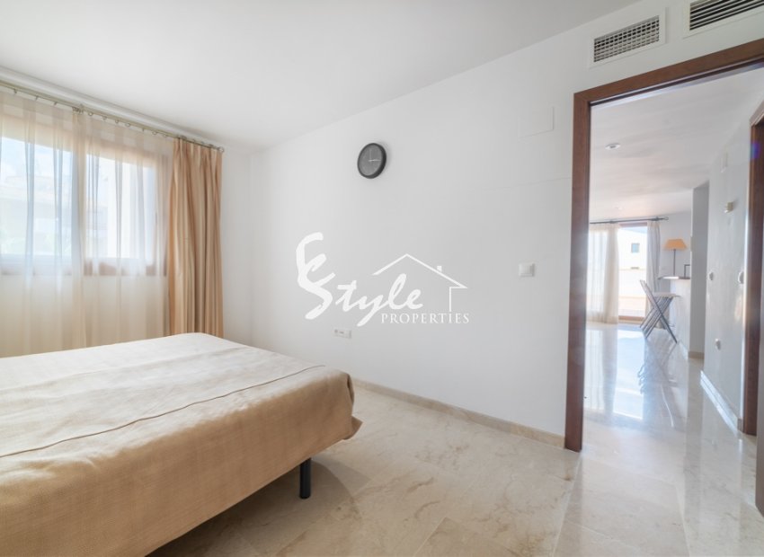 Resale - Apartamento - Punta Prima