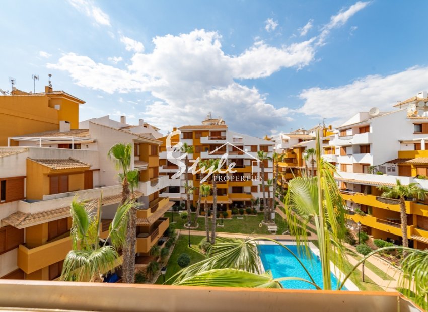 Resale - Apartamento - Punta Prima