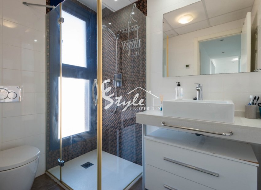 Resale - Apartamento - Punta Prima