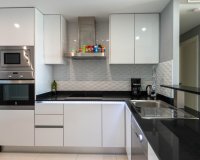 Resale - Apartamento - Punta Prima