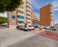 Resale - Apartamento - Punta Prima